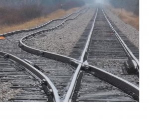 tracks2.JPG