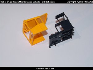 Robel 54.22 Track Vehicle - 02.jpeg