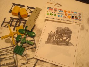 fuel tanks 002.jpg