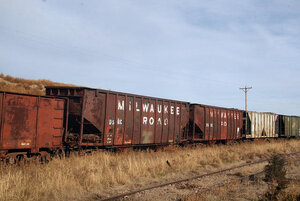 MILW Open Hoppers 1.jpg