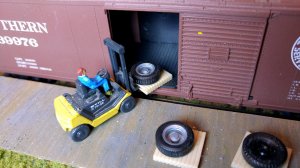 230216boxcarloading.jpg
