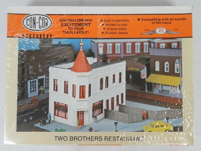 Con-Cor-901-Two-Brothers-Restaurant-HO-Scale-Building.jpg