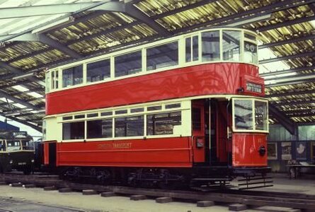 tram.jpg