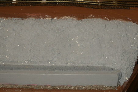 high retaining wall 08.JPG