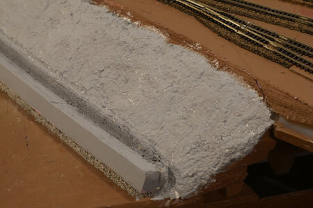 high retaining wall 10.JPG