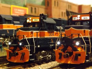 MMID GP38s 003.jpg