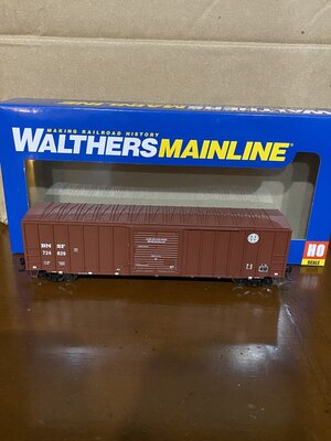 BNSF Boxcar 724829 2-2023.jpg