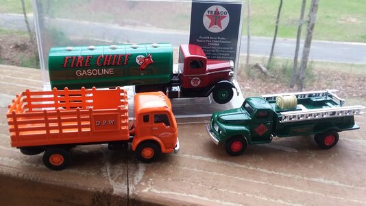 20230311_trucks.jpg