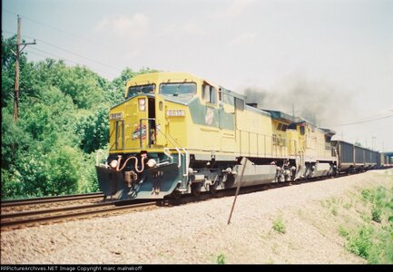 0380032-R1-000-_35.jpg