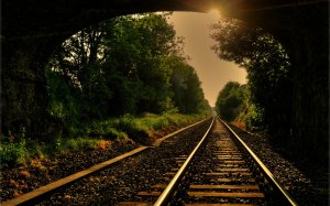 ws_Rail_Road_Tracks_Mood_1920x1200.jpg