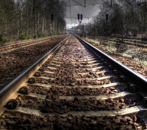 Rail_Tracks-wallpaper-11116053.jpg
