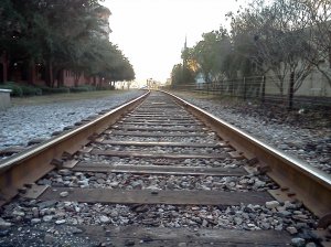 railroad554lkghgxds.jpg