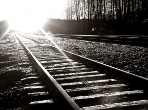 railroad-tracks_00349041.jpg