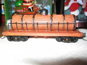 Huff N Puff wooden tank car 003.jpg Huff N Puff wooden tank car 003.jpg