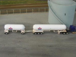 IMG_0325-compressed.jpg