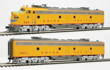 UP 949 & UP 963_x.jpg