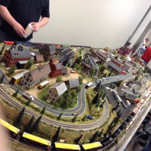 TrainShowLayout1.jpg