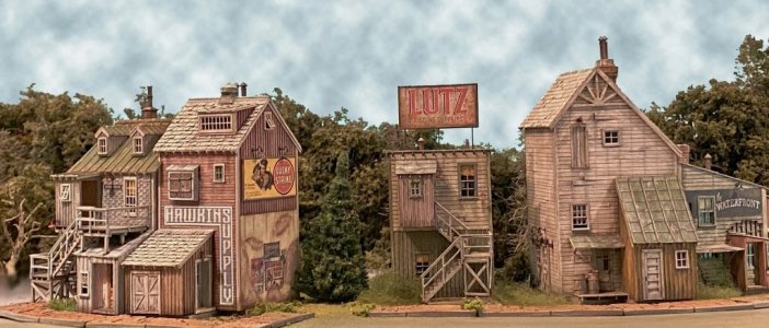 5_Building_Diorama-1-1024x438.jpg