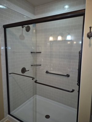 bathroom1.jpg
