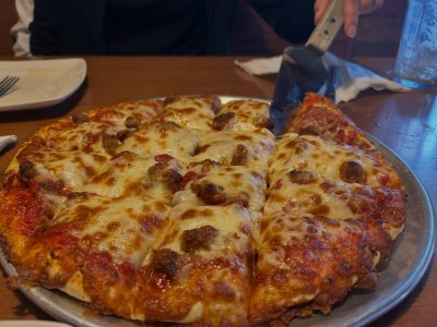 Pizza.jpg