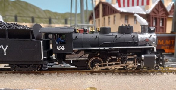 Bachmann Midland Terminal 64 (My model) (2).jpg