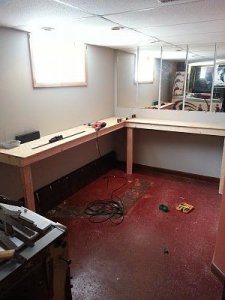 benchwork.jpg benchwork.jpg