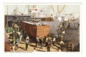 Mississippi unloading Bananas.jpg