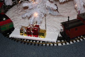 MainLobbyChristmas2013-5.jpg