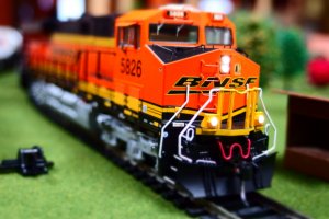 Train027.JPG