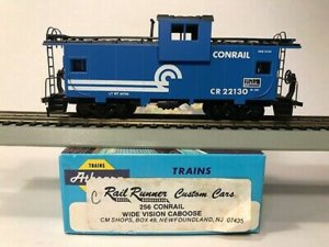 HO-Athearn-Blue-Box-Wide-Vision-Caboose-Conrail.jpg
