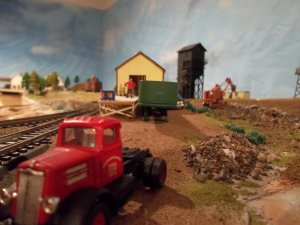 wagon,road 008.jpg