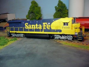 loco12_atsf7434a.jpg