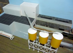 fertilizersilos3.jpg