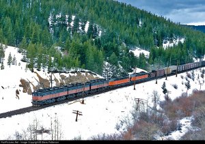 Pipestone pass.jpg