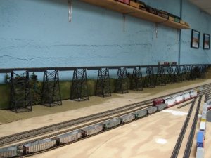 Trestle with backdrop 1 (400x300).jpg