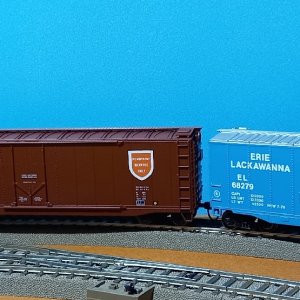 RIVAROSSI CP BOXCAR #2.jpg