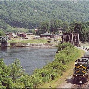 green mountain model railroad bridge 2.jpg