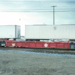 ATSF_Well_Cars_06.jpg