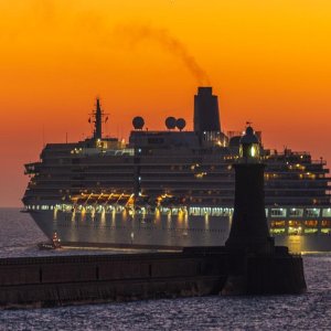 Arcadia  leaving the Tyne  22nd Jan 24.jpg