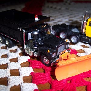 Mack plow truck