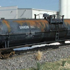 Union Pacific tank car weathering