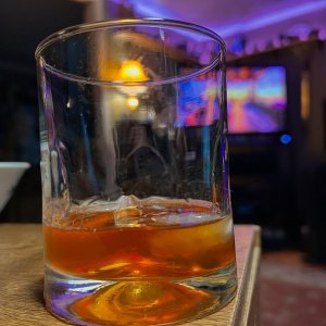 whiskeyoclock.jpg
