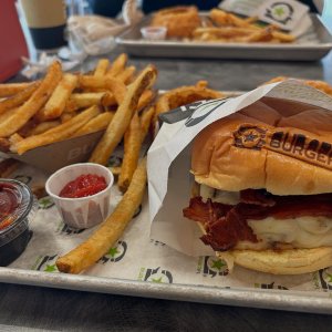 burgerFi.jpg