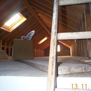 2004 1311 new loft with velux no stairs yet.jpeg