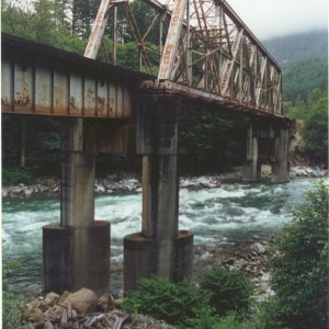 bridge1750-9d.jpg