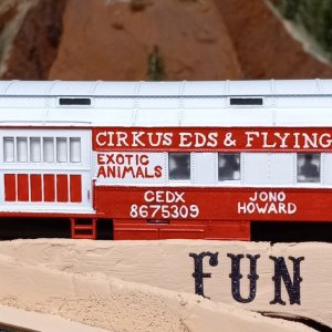 Cirkus Eds and Flying Eduardo Bros. cars (My models) (8).jpg