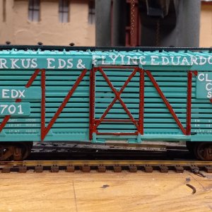 Cirkus Eds and Flying Eduardo Bros. cars (My models) (19).jpg