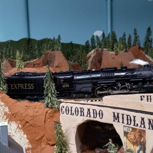 PFM Polar Express 1225 (My model) (16).jpg