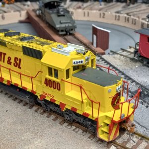 Athearn CM MT & SL 4000 (My model) (6).jpg