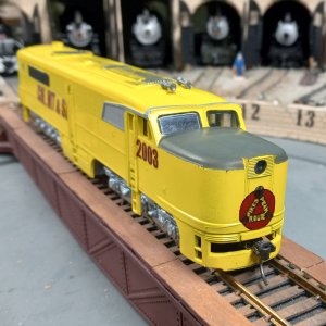 Athearn CM MT & SL 2003 (My model) (2).jpg
